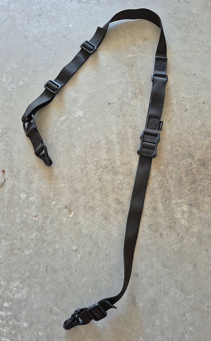 GS-012 Operator Rifle Sling – 1.25-inch nylon webbing sling with quick-adjust slider and low-profile locking hardware for versatile firearm carry