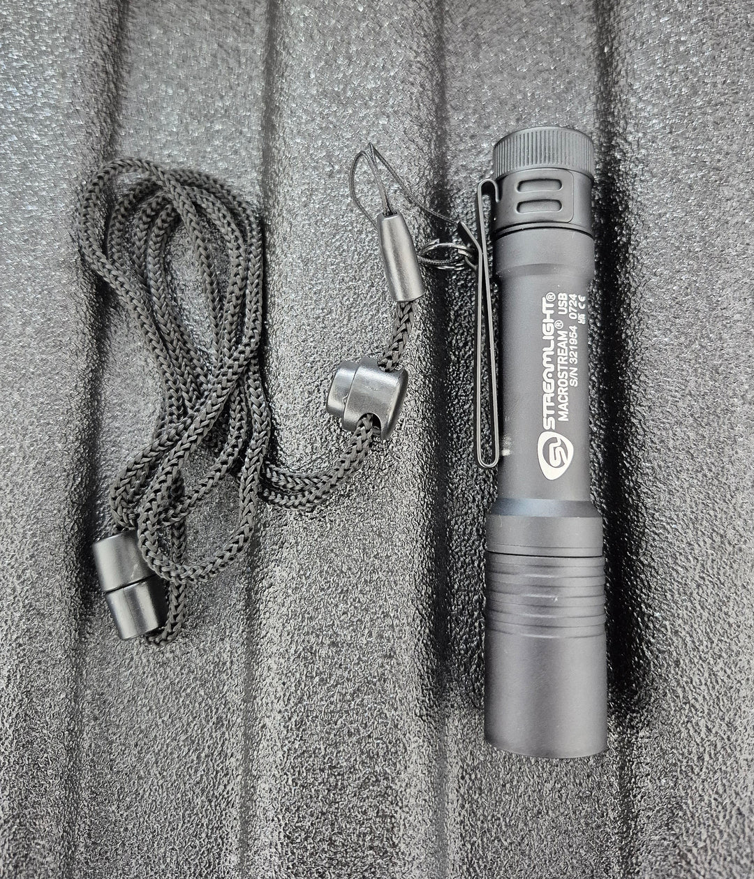 GS-013 Compact 500 Lumen Flashlight – black anodized aluminum flashlight with USB rechargeable battery and pocket clip for everyday tactical carry